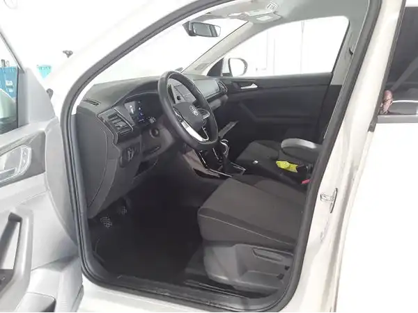 VW T-CROSS (4/8)