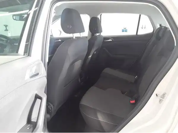 VW T-CROSS (5/8)