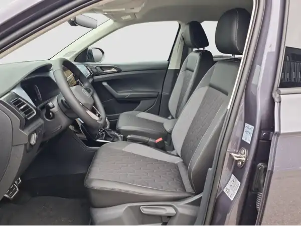 VW T-CROSS (8/16)