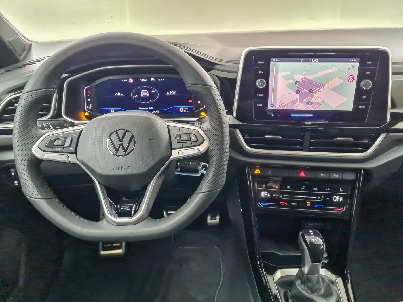 VW T-ROC (12/18)