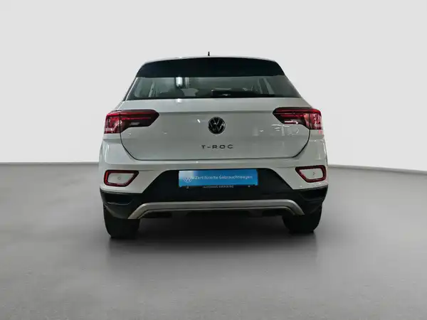 VW T-ROC (6/16)