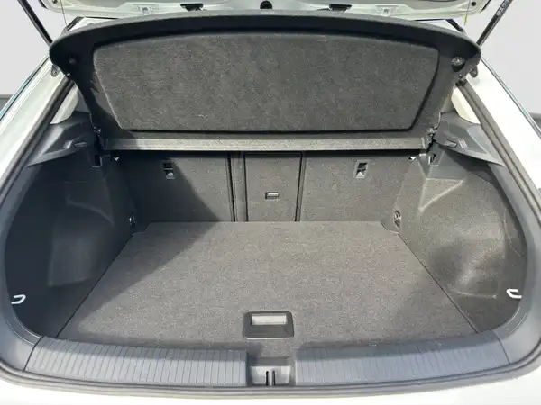 VW T-ROC (13/16)