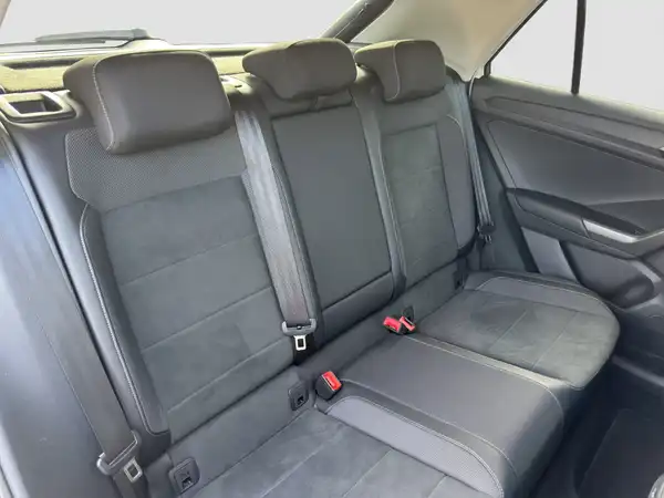 VW T-ROC (15/16)