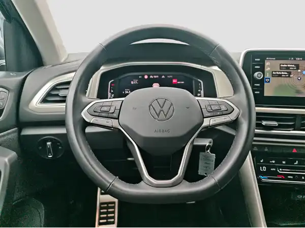 VW T-ROC (11/16)