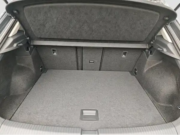 VW T-ROC (13/16)