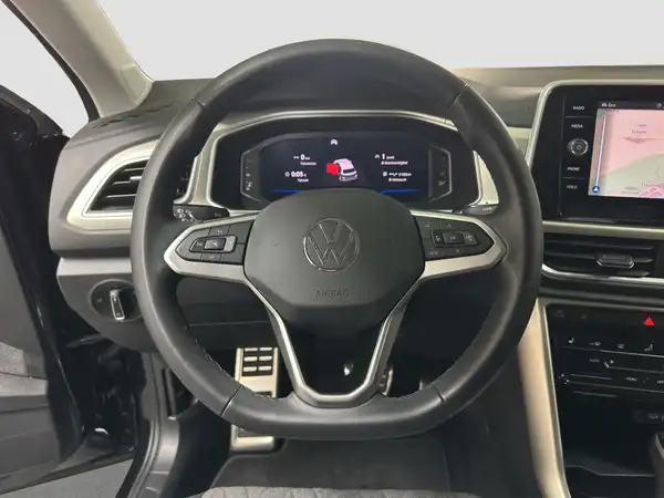VW T-ROC (11/16)