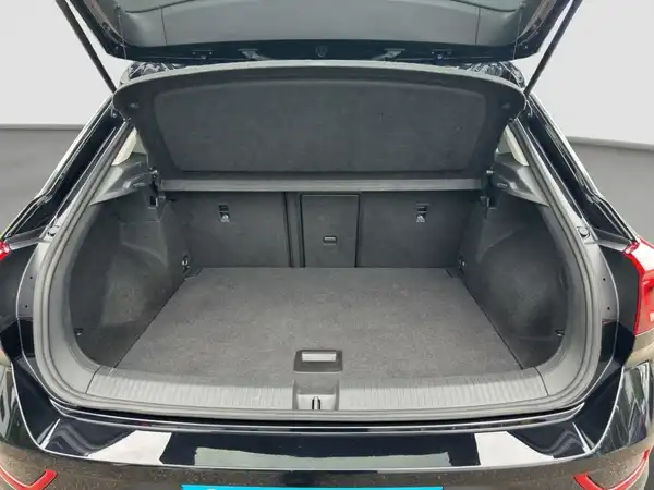 VW T-ROC (13/16)
