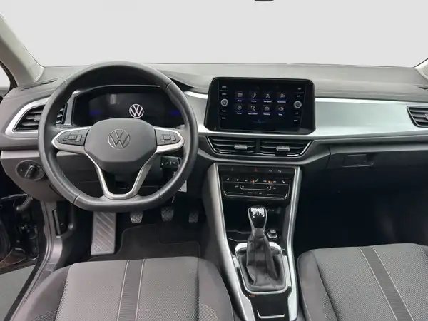 VW T-ROC (10/16)