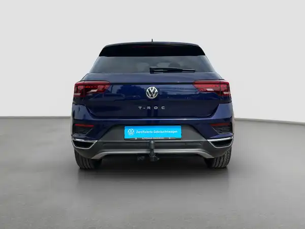 VW T-ROC (6/16)