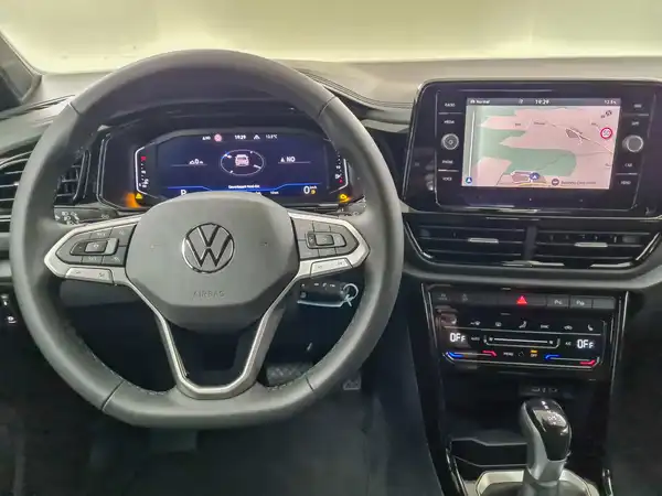 VW T-ROC (12/18)