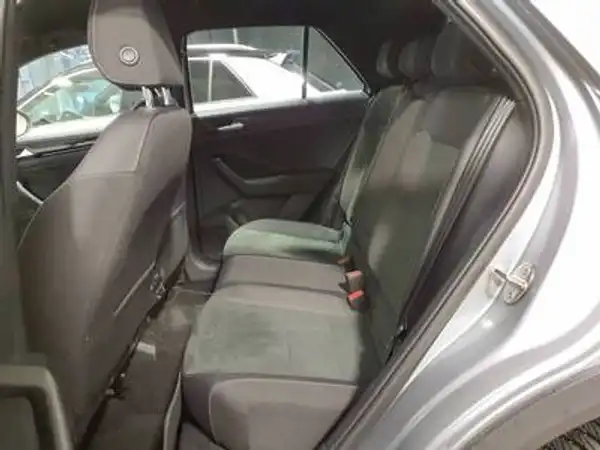 VW T-ROC (5/5)
