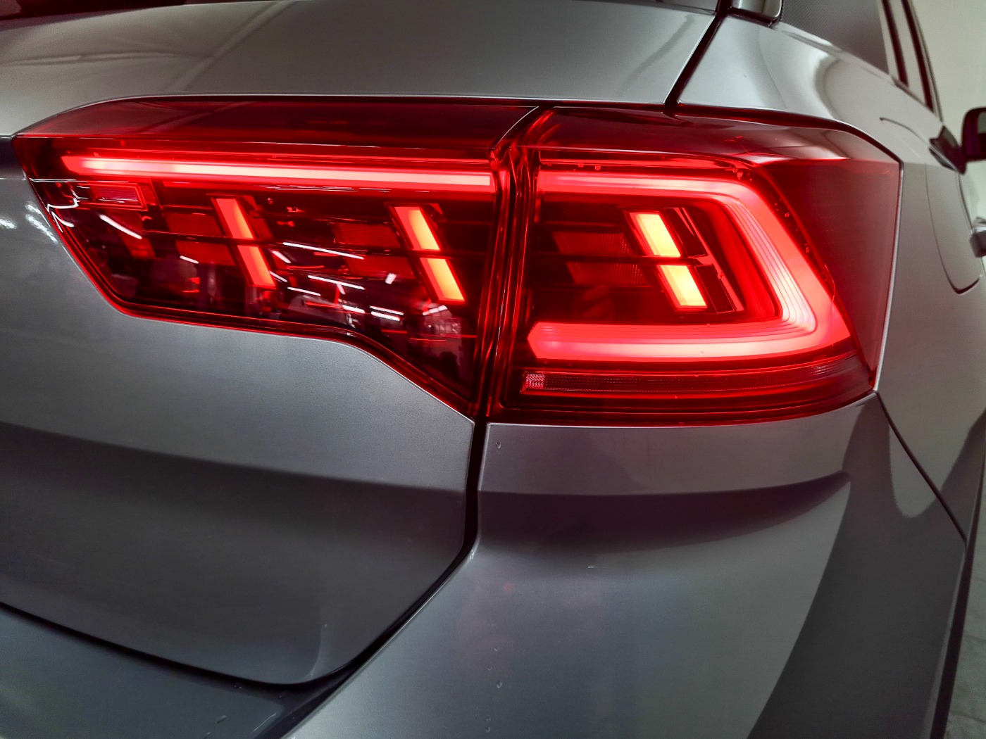 VW T-ROC (13/18)