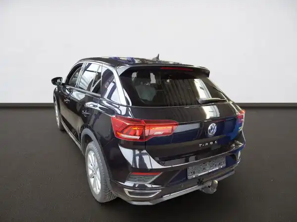 VW T-ROC (4/9)