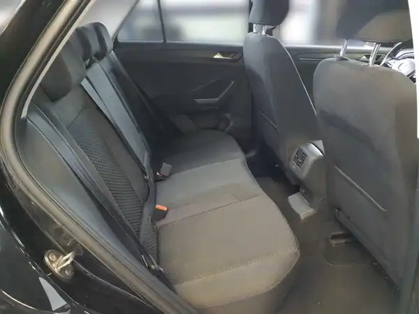 VW T-ROC (9/9)