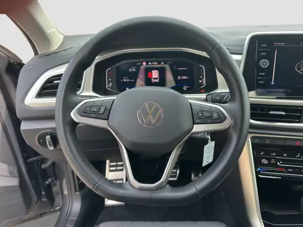VW T-ROC (11/17)