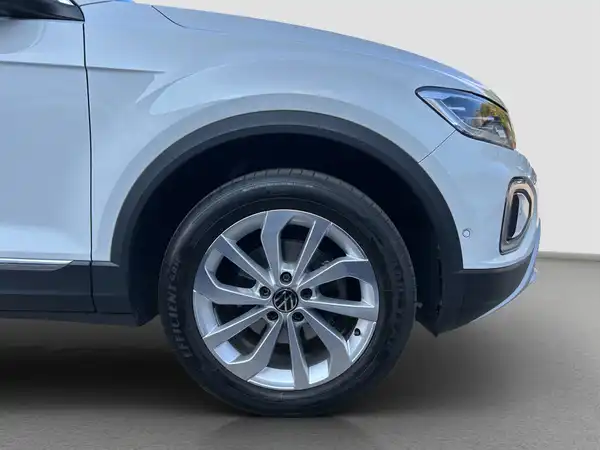 VW T-ROC (15/15)