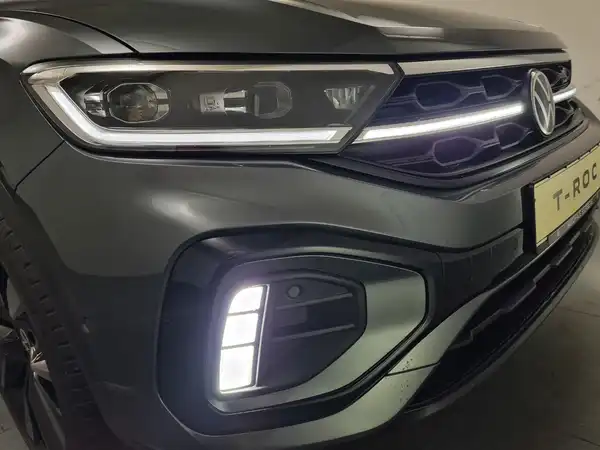 VW T-ROC (12/18)