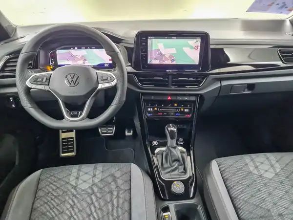 VW T-ROC (13/18)