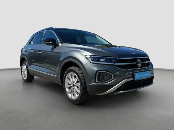 VW T-ROC (4/16)