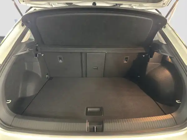 VW T-ROC (13/16)