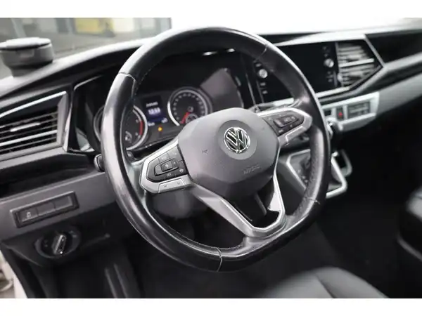 VW T6.1 MULTIVAN (14/24)