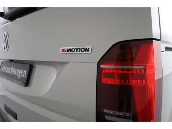 VW T6.1 MULTIVAN (22/24)