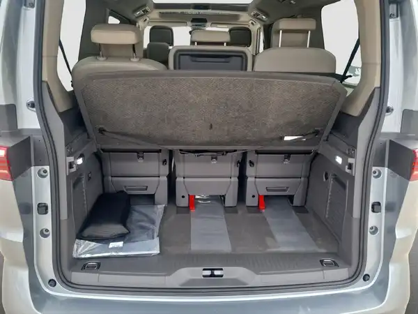 VW T7 MULTIVAN (13/17)