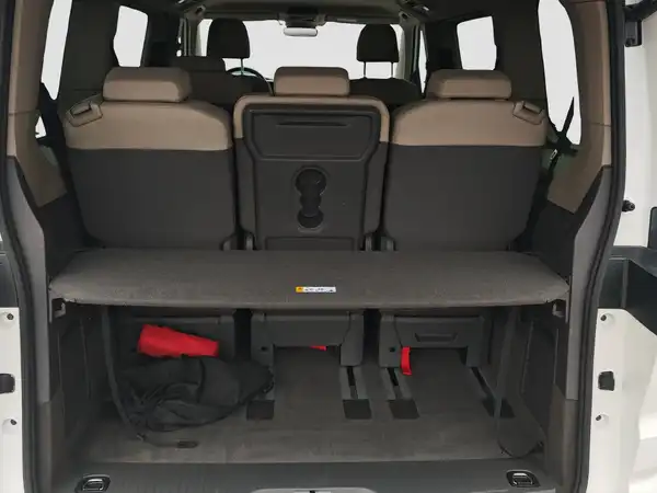 VW T7 MULTIVAN (13/16)