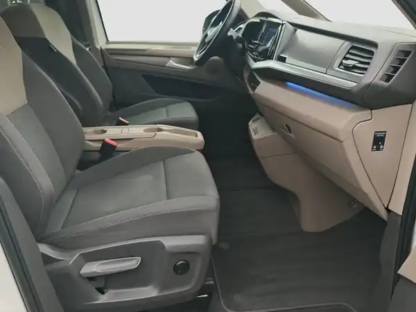 VW T7 MULTIVAN (14/16)