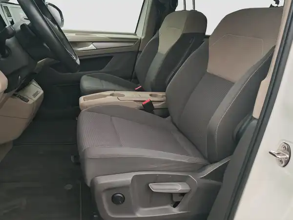 VW T7 MULTIVAN (8/16)