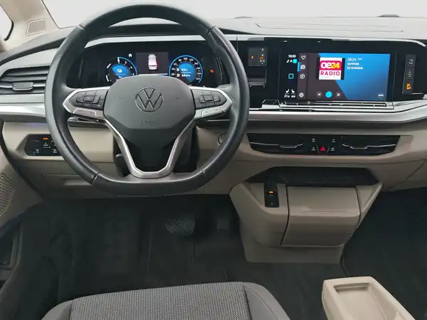 VW T7 MULTIVAN (10/16)