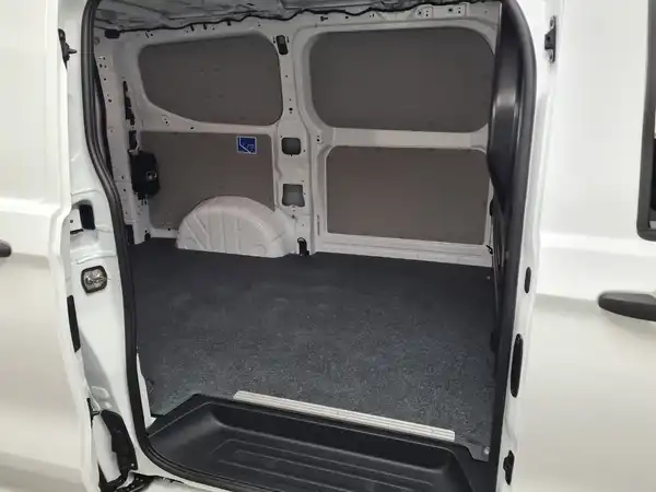 VW T7 (12/14)