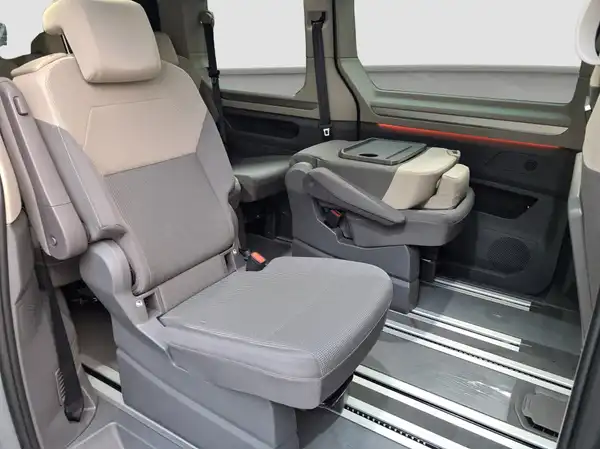 VW T7 MULTIVAN (15/16)