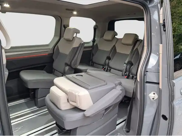 VW T7 MULTIVAN (8/16)