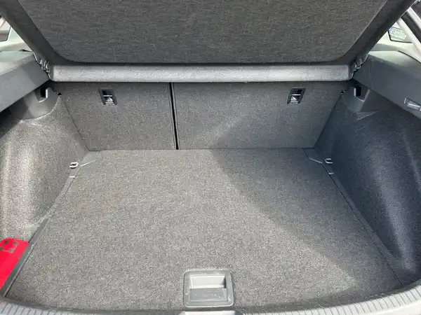 VW TAIGO (13/16)