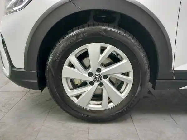 VW TAIGO (16/19)