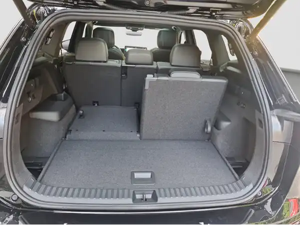 VW TAYRON (13/17)