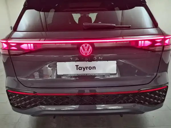VW TAYRON (14/20)