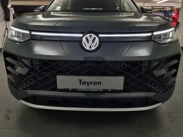 VW TAYRON (16/20)