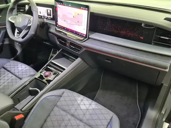 VW TAYRON (20/20)