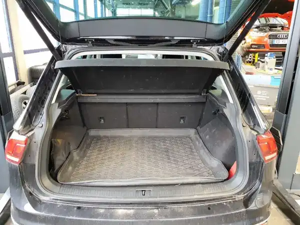 VW TIGUAN (8/8)