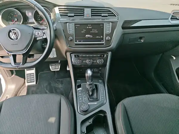 VW TIGUAN (12/16)