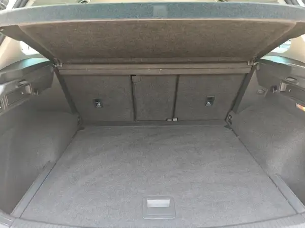 VW TIGUAN (13/16)