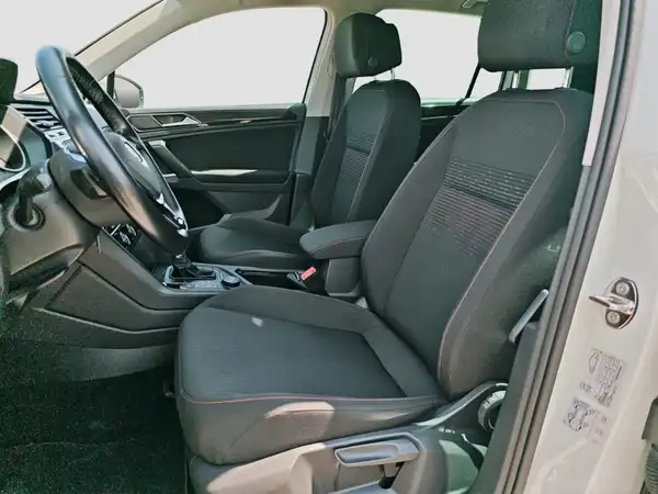 VW TIGUAN (8/16)