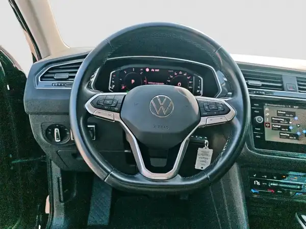 VW TIGUAN (11/16)