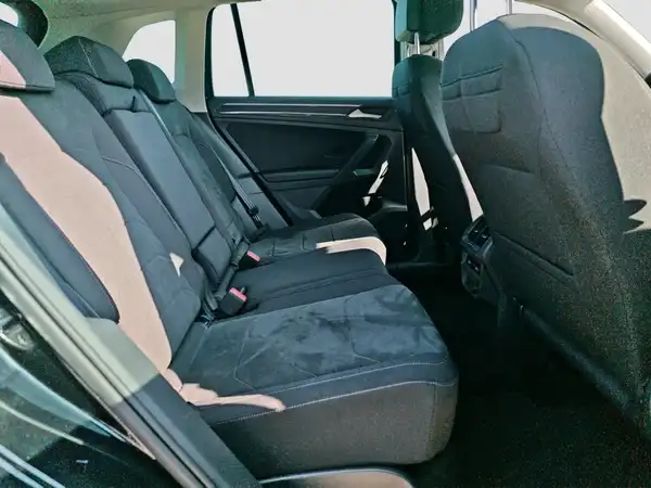 VW TIGUAN (15/16)
