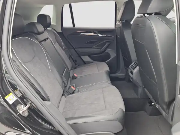 VW TIGUAN (15/16)