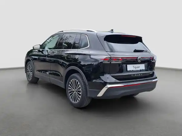VW TIGUAN (7/16)