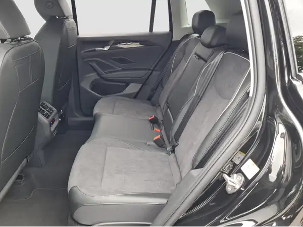 VW TIGUAN (9/16)