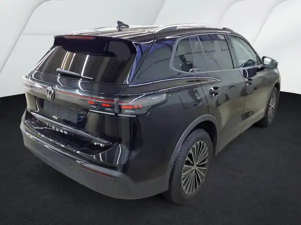 VW TIGUAN (3/6)